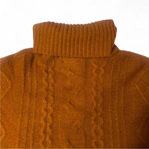 Forever 21 Women's Turtleneck Sweater - Warm Orange